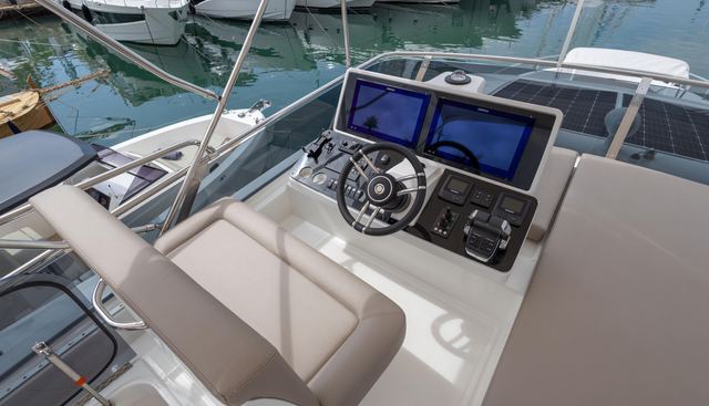 GL45FLY-76 yacht for sale 24