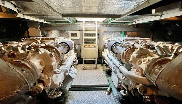 STABILIZED Gotama Uno yacht for sale 28