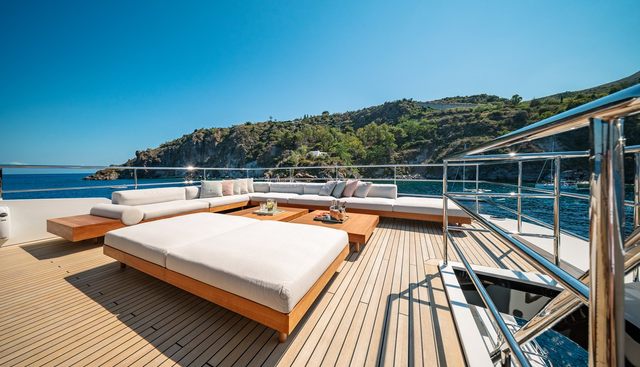 Cocoon yacht for sale 32