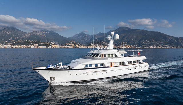 SYNTHESIS 66 yacht for sale 43