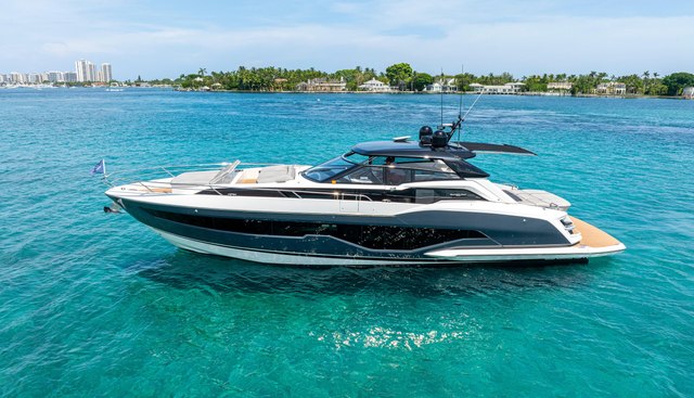 Fin yacht for sale 18