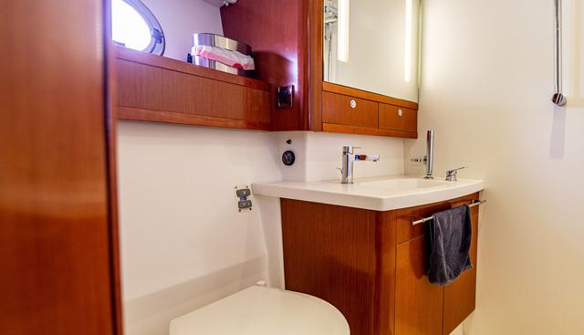 LILU II yacht for sale 32