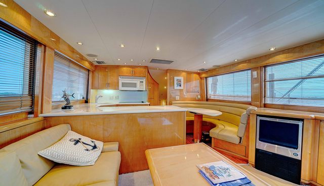 Broker Bonus Available yacht for sale 28