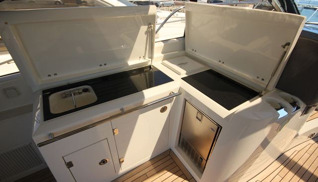 LADY ICE yacht for sale 18