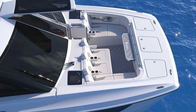 Aquila 46 Coupe yacht for sale 5