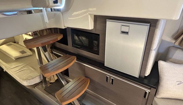 noname yacht for sale 37
