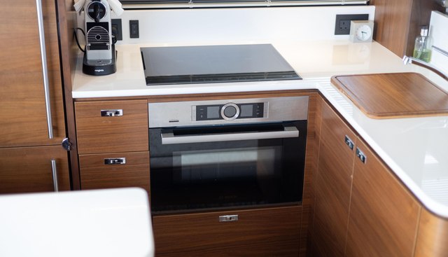 PB2274 yacht for sale 82