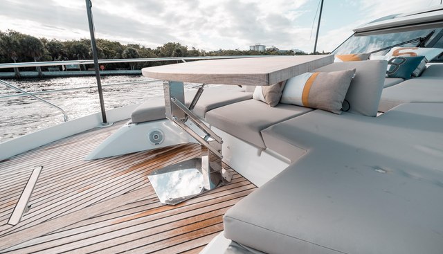 noname yacht for sale 33