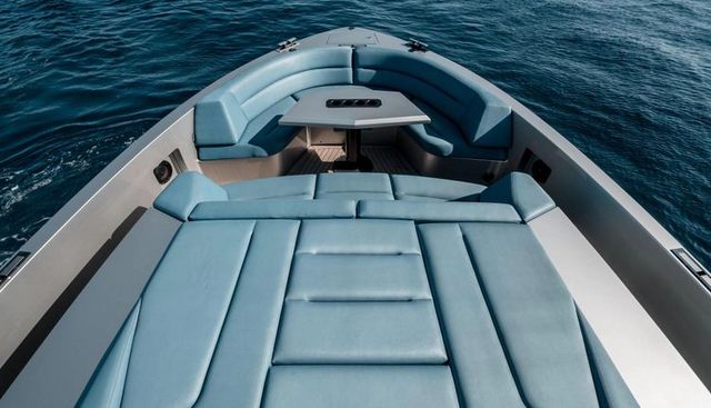 Robin's Nest yacht for sale 24