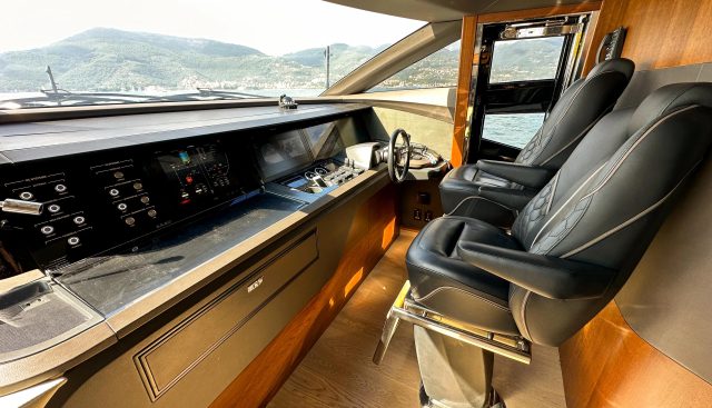Ahava yacht for sale 15