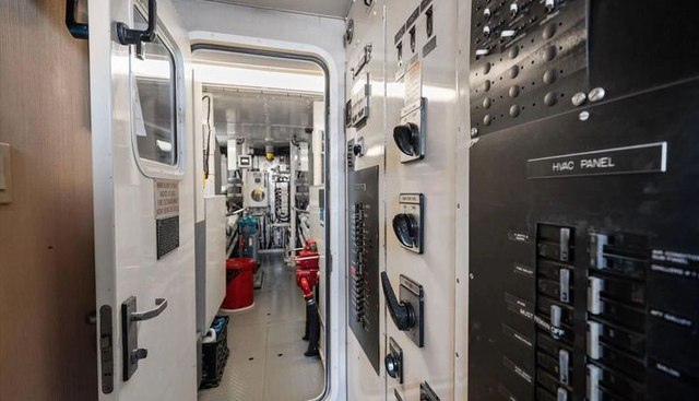 Think B.I.G yacht for sale 97