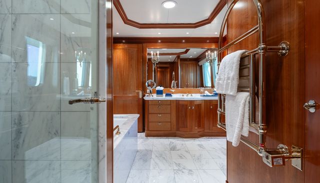 CUPANI yacht for sale 30