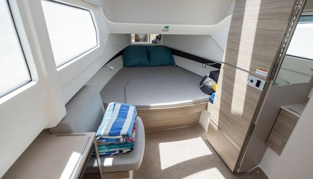 Sunnydaze yacht for sale 34
