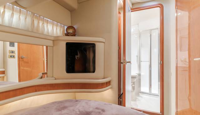 Oasis yacht for sale 27