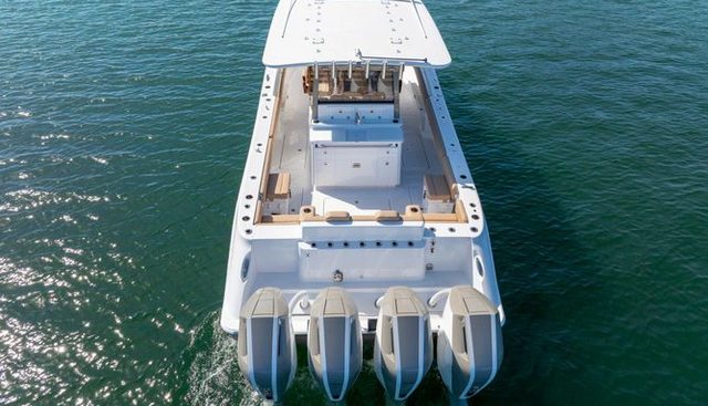 42 Lujo yacht for sale 7