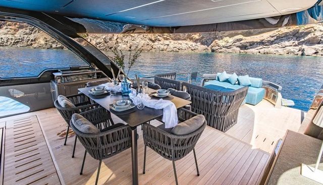 Explorer 62 yacht for sale 4