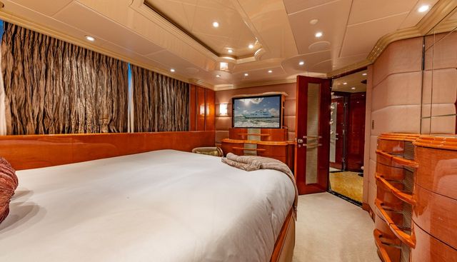 I Love This Boat yacht for sale 24