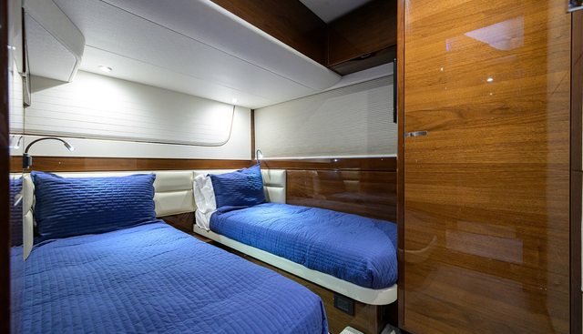 MISS AMY yacht for sale 37