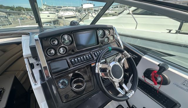 Sea Fin yacht for sale 15
