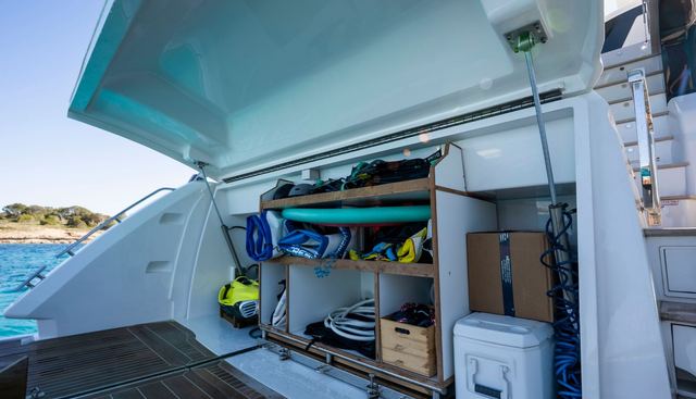 BQ2 yacht for sale 49