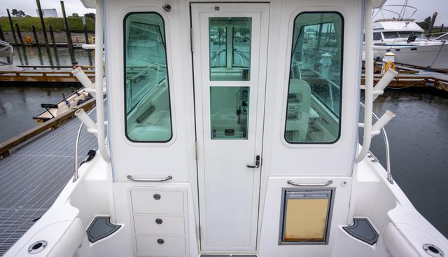 Boston Whaler 285 yacht for sale 10