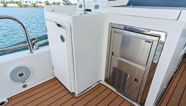 Sea Whisperer yacht for sale 12