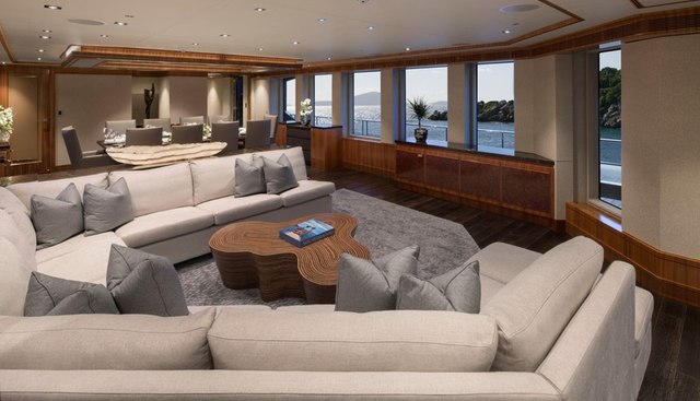 MUCHOS MAS yacht for sale 7