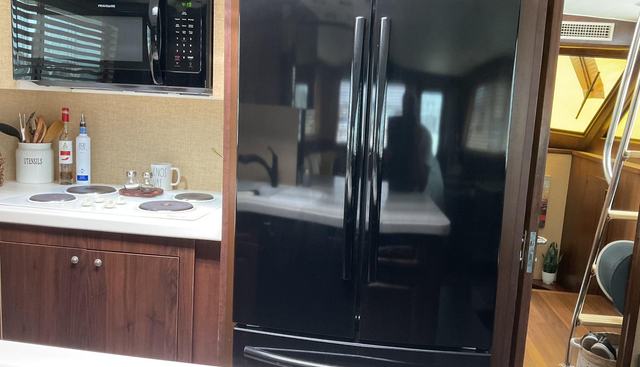 Reflections yacht for sale 25