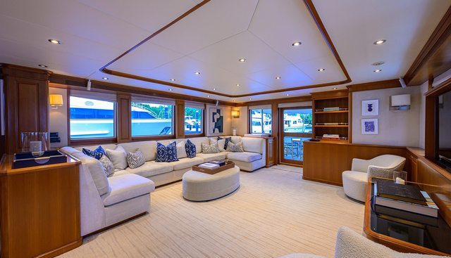 SOLACE yacht for sale 9