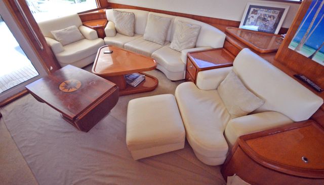 Gabby Millan 2 yacht for sale 29