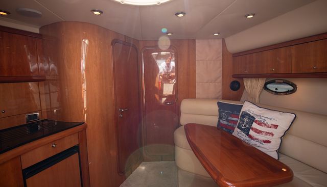 AVENTURA yacht for sale 12