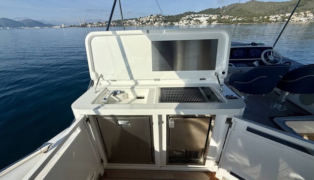 noname yacht for sale 15
