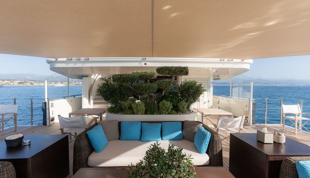 RENEGADE yacht for sale 23