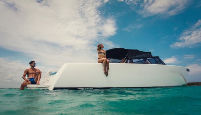 VANDUTCH 40 yacht for sale 57
