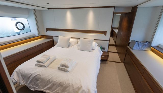Aura yacht for sale 47