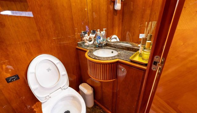 noname yacht for sale 37