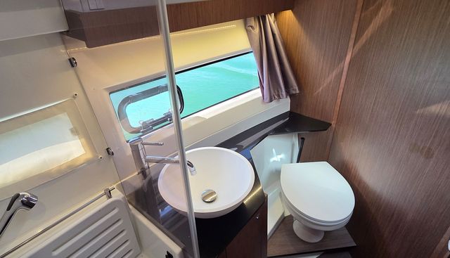 TIPSEA yacht for sale 19