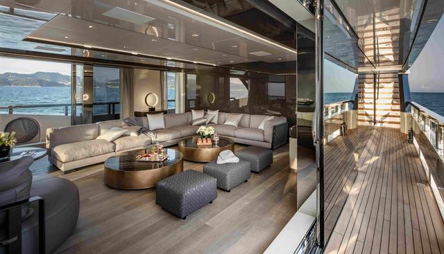 MANGUSTA GRANSPORT 45 yacht for sale 9