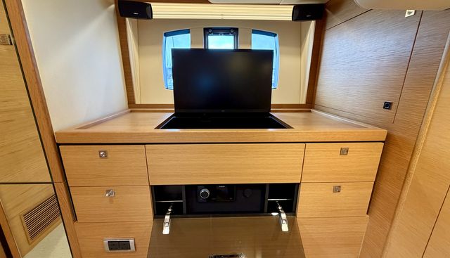 noname yacht for sale 39