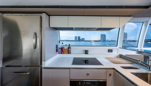 LIQUID ASSET yacht for sale 22
