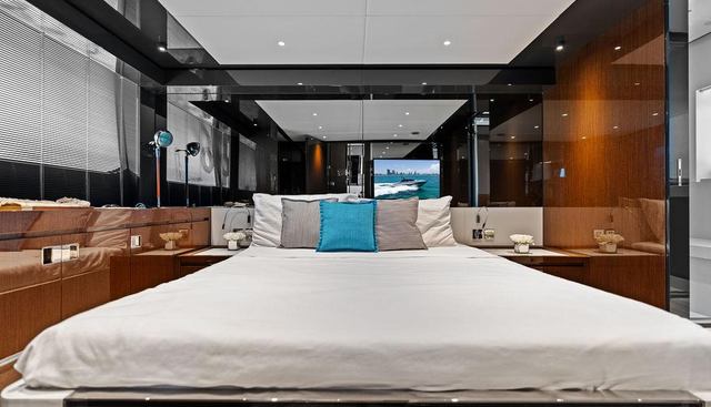 CLUB T yacht for sale 52