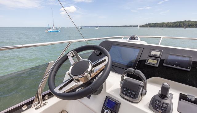 noname yacht for sale 10