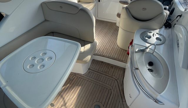 Gin Trap yacht for sale 9