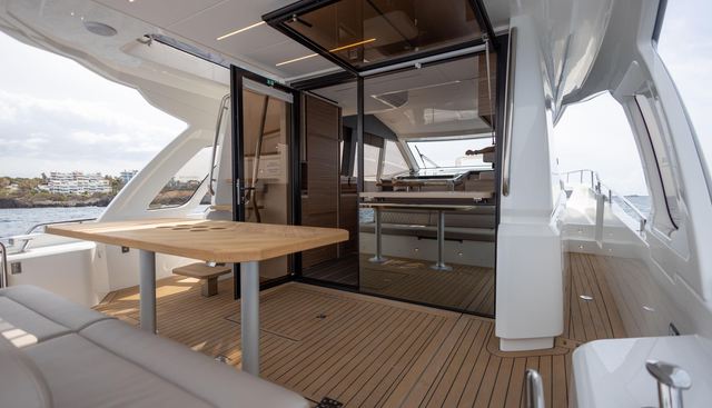 GL45FLY-76 yacht for sale 14