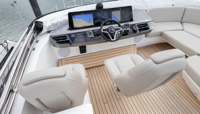S65529 yacht for sale 15
