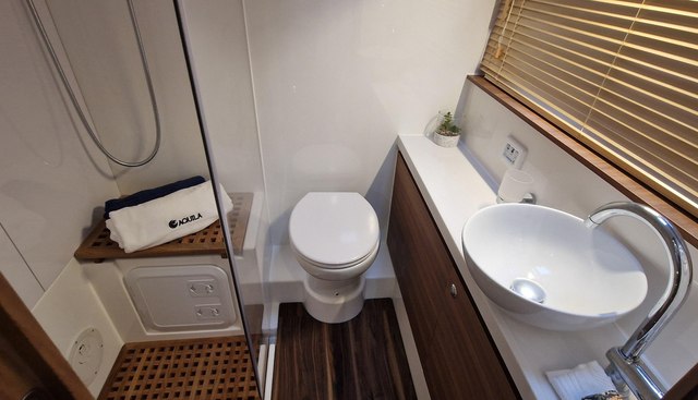 noname yacht for sale 33