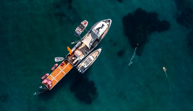 SHADOW yacht for sale 13