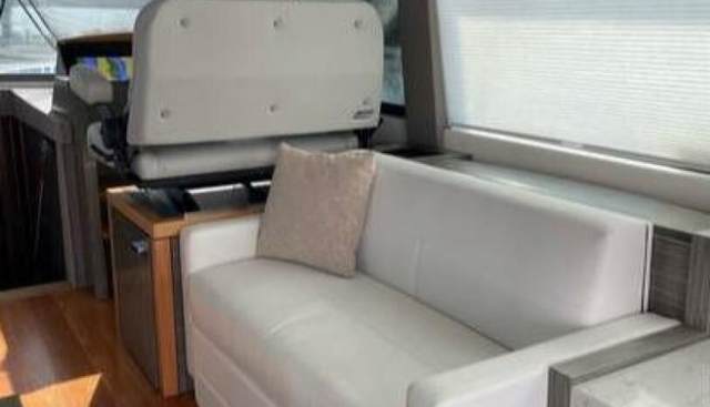 MI DIA yacht for sale 10