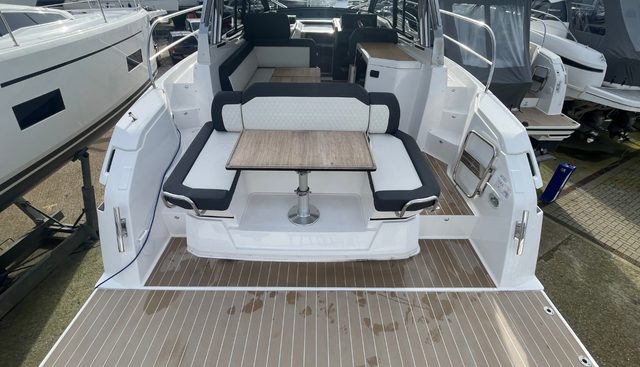 SR38HT #099 yacht for sale 22