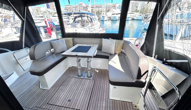 S40 C yacht for sale 10